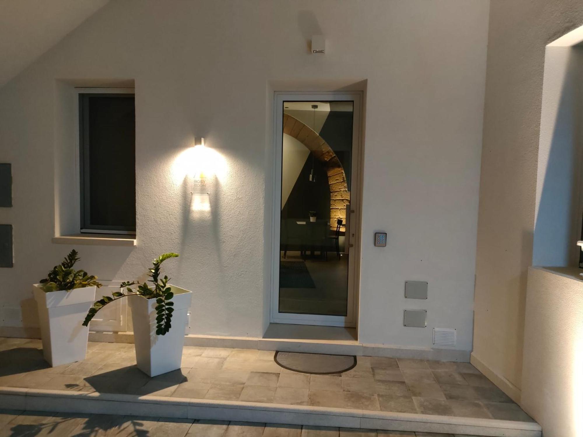 Rosy Room Design Marsala Exterior foto